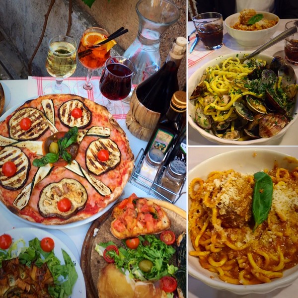 Profissionalismo e simpatia caracterizam todos os funcionários, deste restaurante. Um jantar para complementar um delicioso passeio por Trastevere no fim da tarde, bairro que voçê não pode deixar de ir.