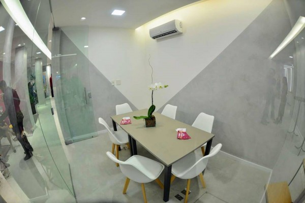 42521846_895245504007113_3972386776437227520_n